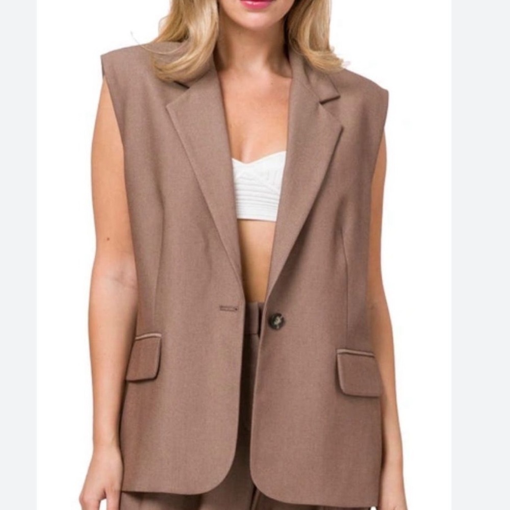 WAYF Brown Blazer Vest